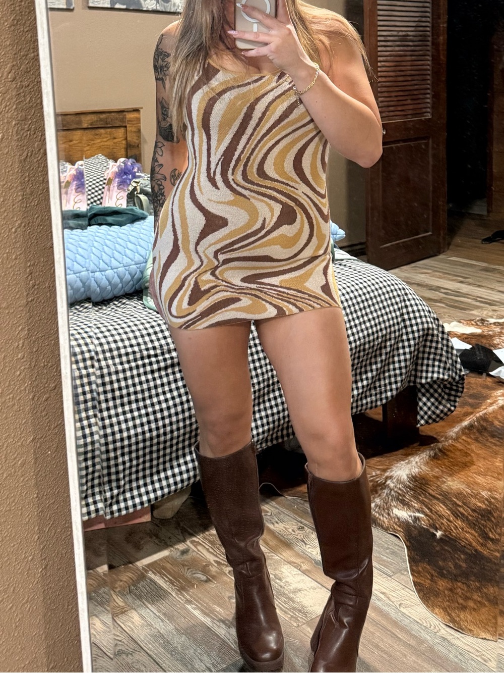 Swirl Pattern Knit Bodycon Dress - Brown, Tan, Cream